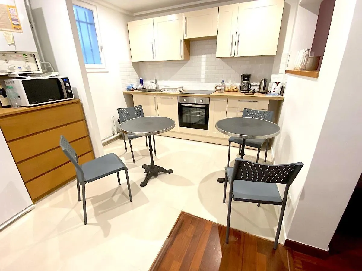 Notre-dame Apartament